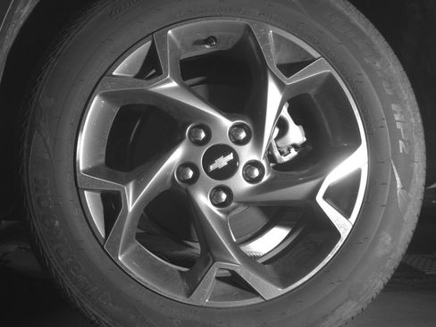 Used 2025 Chevrolet Trax LT FWD image 14