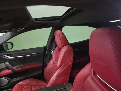 Used 2022 Maserati Ghibli Trofeo RWD image 6