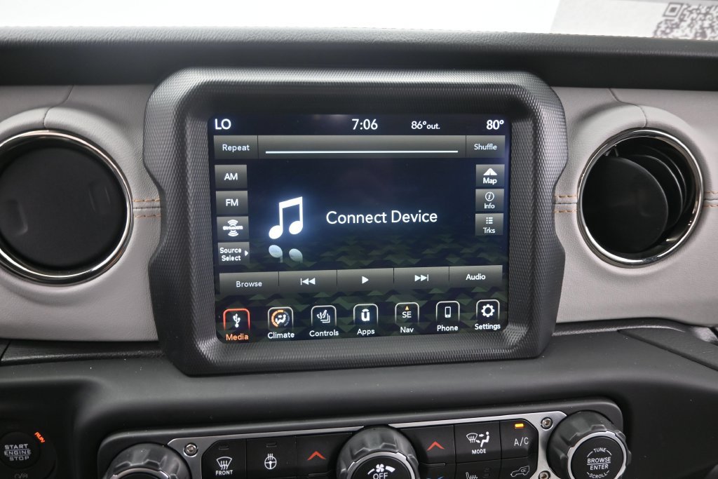 Used 2023 Jeep Gladiator Overland AWD/4WD image 38