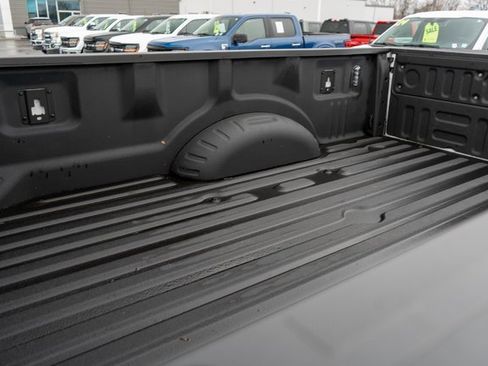 Used 2022 Ford F250 XL w/ Power Equipment Group image 10