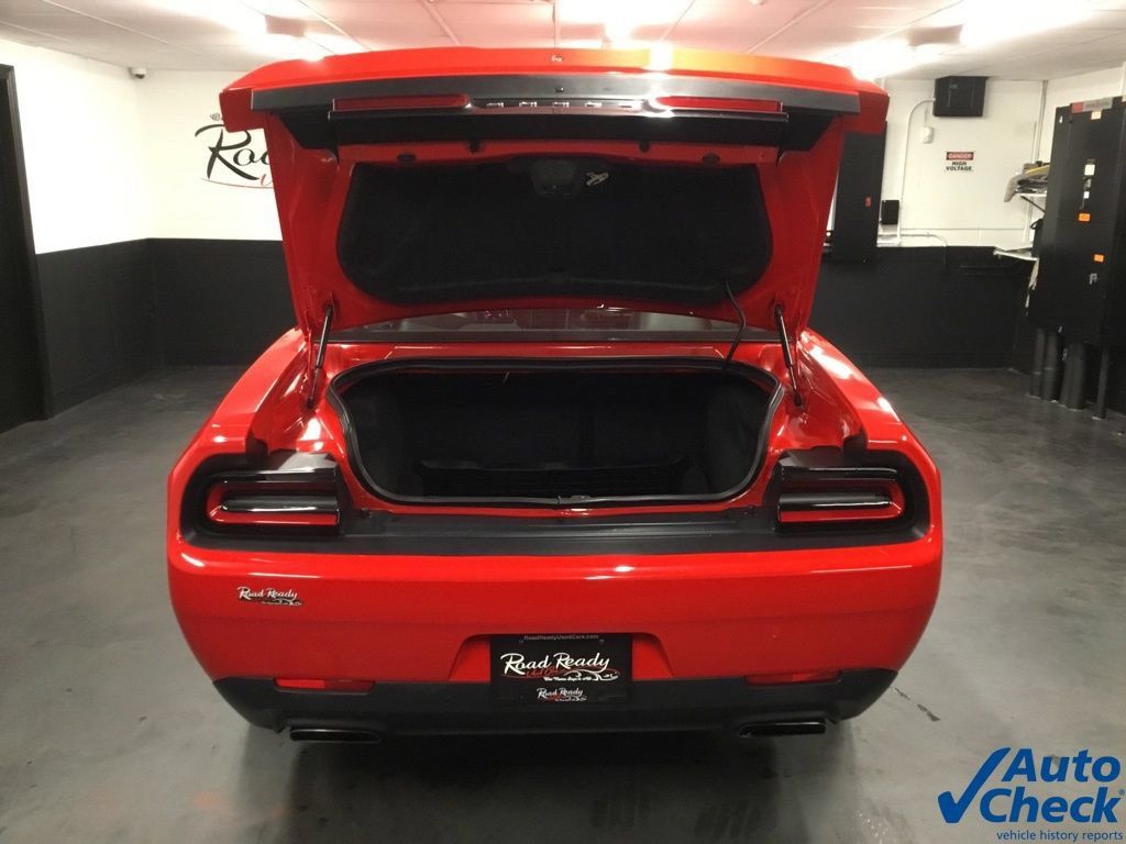 Used 2017 Dodge Challenger R/T Plus RWD image 12