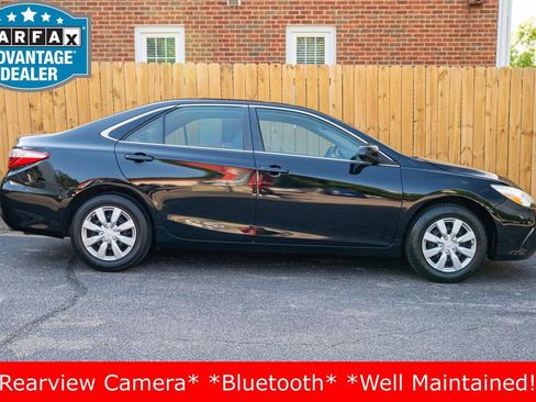 Used 2015 Toyota Camry LE FWD image 5