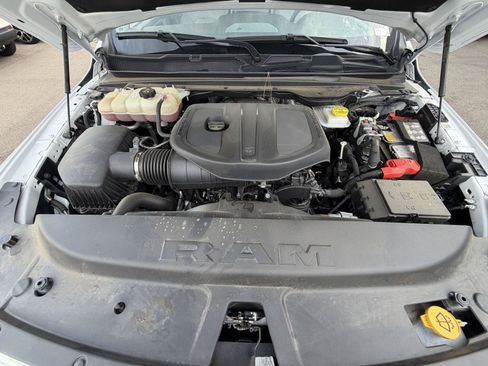Used 2025 RAM 1500 Laramie AWD/4WD image 24