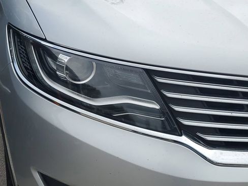 Used 2018 Lincoln MKX Reserve image 4