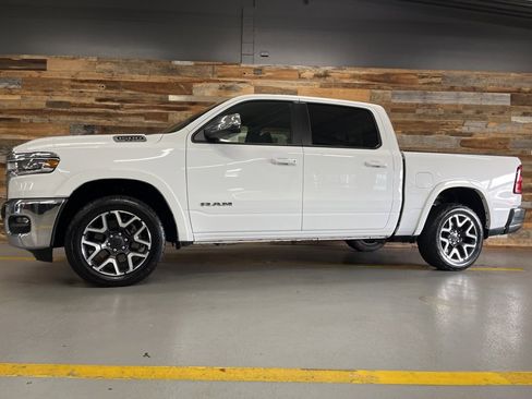 Used 2025 RAM 1500 Laramie image 19