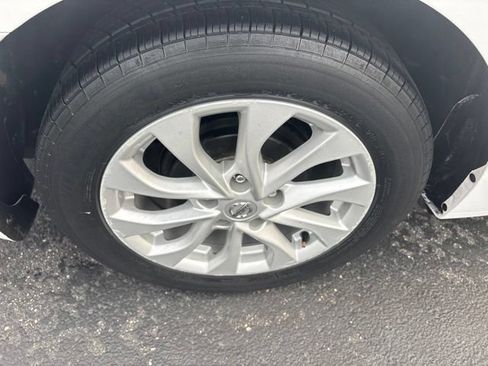 Used 2018 Nissan Sentra SV FWD image 26
