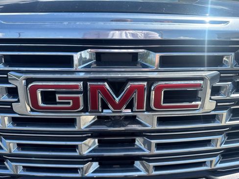 Certified 2024 GMC Acadia Denali w/ Super Cruise Package AWD/4WD image 29