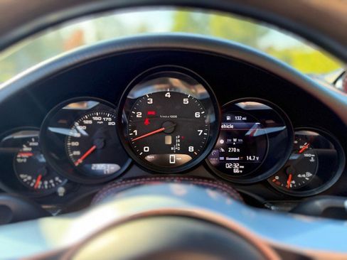 Used 2017 Porsche 911 Targa 4S image 21