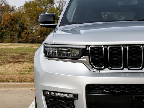 Used 2023 Jeep Grand Cherokee L Limited image 57