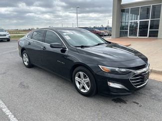 Used 2025 Chevrolet Malibu LS w/ Driver Confidence Package video 3