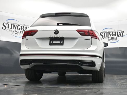 Used 2023 Volkswagen Tiguan SE R-Line AWD/4WD image 31