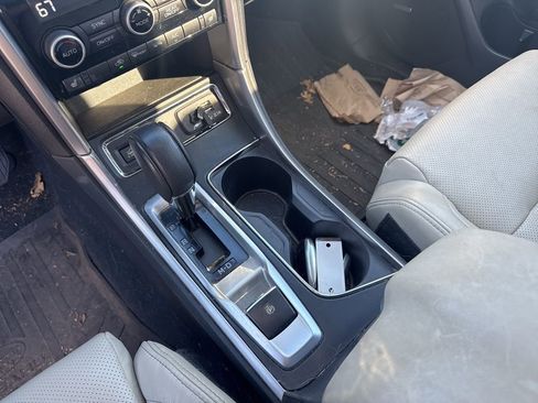 Used 2021 Subaru Ascent Limited w/ Technology Package image 14