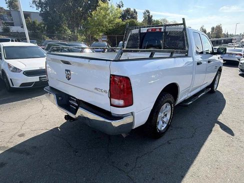 Used 2018 RAM 1500 ST w/ SXT Appearance Group AWD/4WD image 4