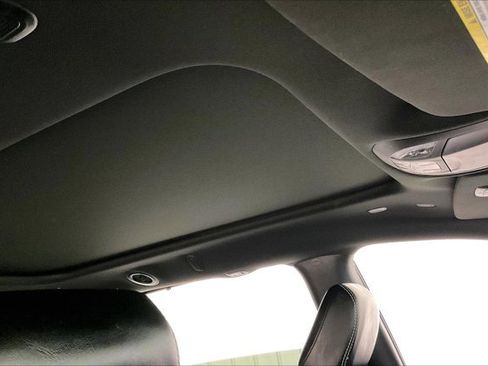 Used 2025 Chrysler Pacifica Limited FWD image 22