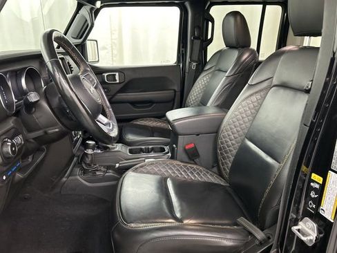 Used 2021 Jeep Wrangler Unlimited Sahara AWD/4WD image 6