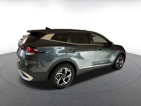 Used 2025 Kia Sportage LX image 15