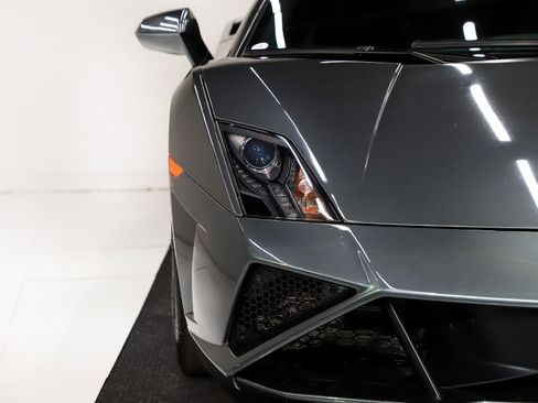 Used 2013 Lamborghini Gallardo LP 560-4 image 35