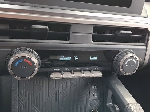 Used 2025 Toyota 4Runner SR5 image 15