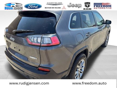 Used 2020 Jeep Cherokee Latitude Plus w/ Cold Weather Group AWD/4WD image 5