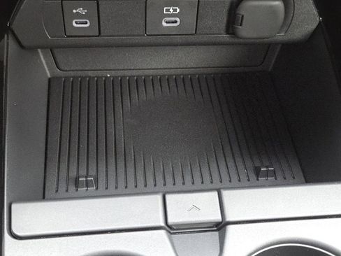 New 2026 Toyota Prius LE image 11