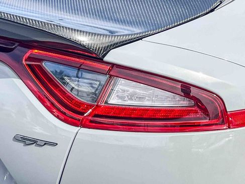 Used 2019 Kia Stinger GT1 image 8