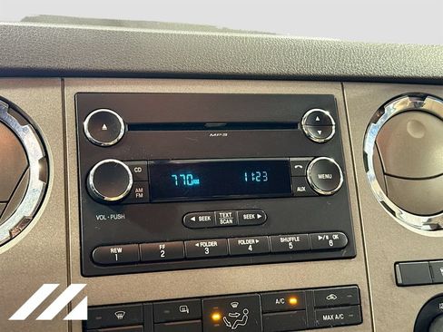 Used 2016 Ford F250 XLT w/ XLT Value Package AWD/4WD image 14
