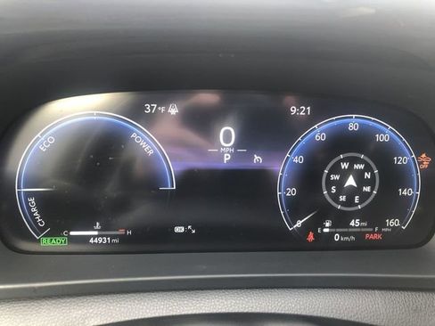 Used 2023 Toyota Crown Platinum image 17