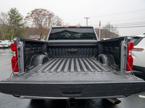 Used 2025 Chevrolet Silverado 2500 LT w/ Convenience Package image 7