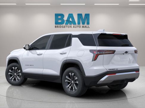 New 2026 Chevrolet Equinox LT w/ Convenience Package II image 6