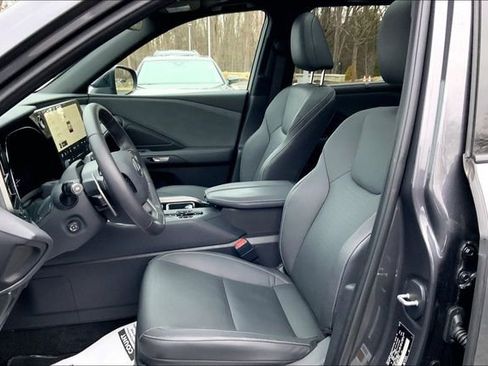 Used 2025 Lexus TX 350 AWD w/ Technology Package image 18