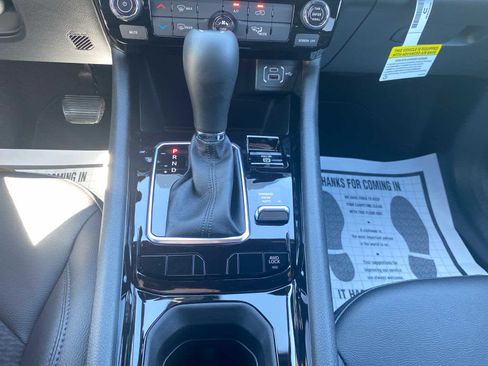 New 2025 Jeep Compass Latitude w/ Altitude Special Edition image 21