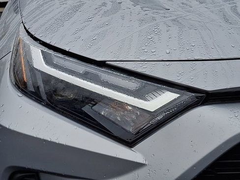 Certified 2022 Toyota RAV4 XLE w/ Convenience Package image 9