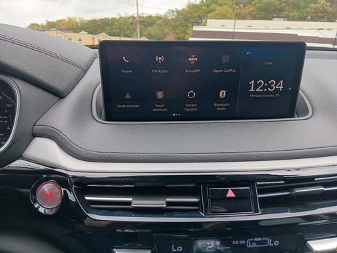 Used 2023 Acura MDX SH-AWD image 28