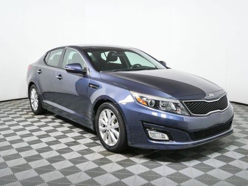 Used 2015 Kia Optima LX FWD image 1