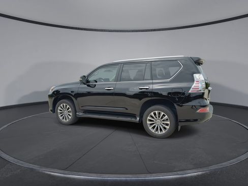 Used 2023 Lexus GX 460 Luxury w/ Accessory Package AWD/4WD image 6