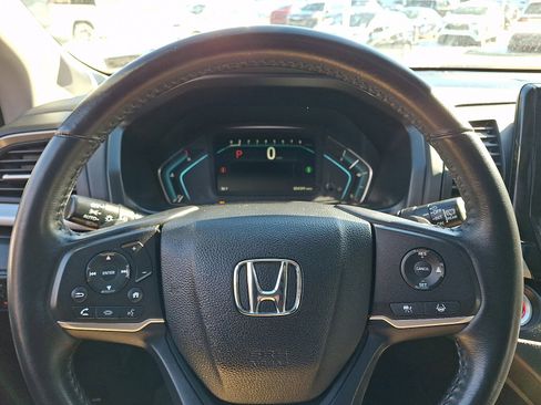 Used 2024 Honda Odyssey EX-L image 21