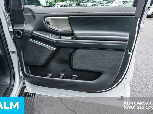 Used 2025 Ford Expedition Platinum AWD/4WD image 58