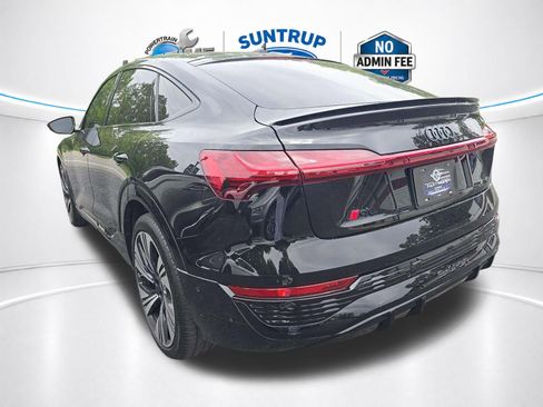Used 2024 Audi Q8 e-tron Prestige AWD/4WD image 14