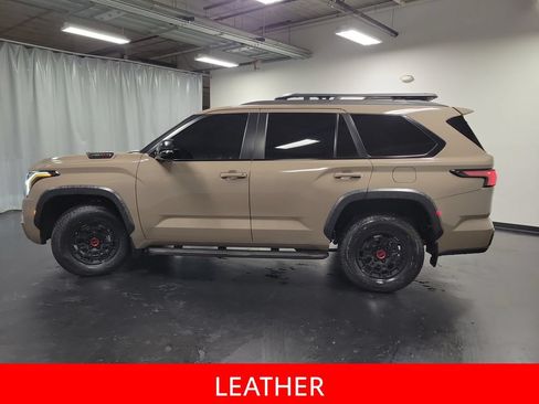 Used 2025 Toyota Sequoia TRD Pro AWD/4WD image 5