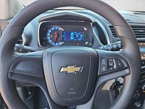 Used 2016 Chevrolet Trax LS image 10