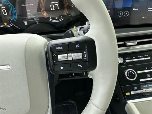 New 2026 Hyundai Santa Fe SE image 26