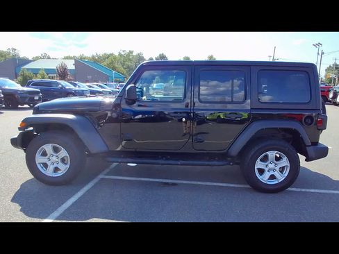 Used 2022 Jeep Wrangler Unlimited Sport AWD/4WD image 5