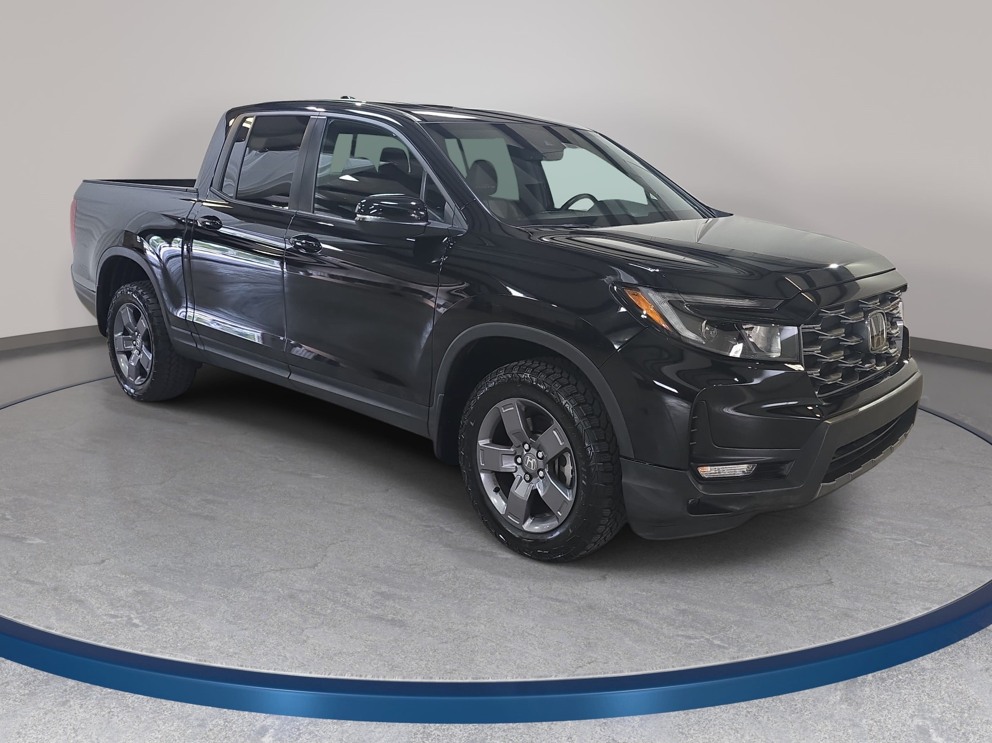 Used 2024 Honda Ridgeline TrailSport image 4