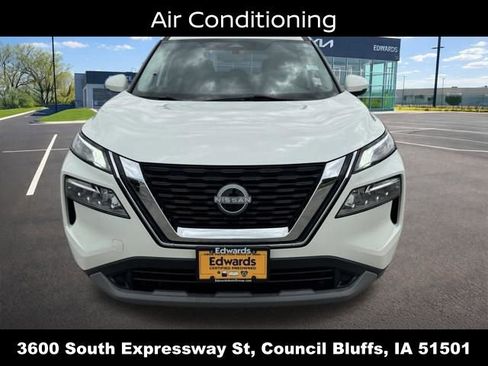 Used 2022 Nissan Rogue SV AWD/4WD image 13