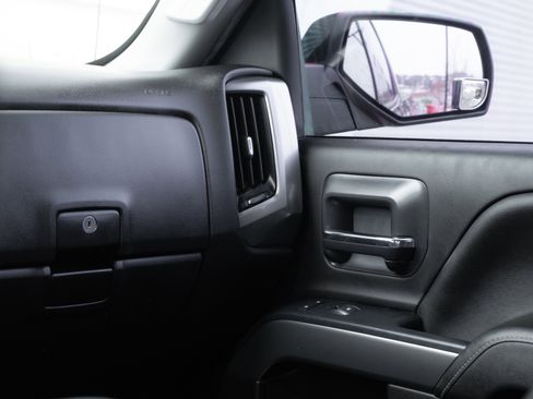 Used 2019 Chevrolet Silverado 1500 LT image 15
