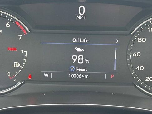 Used 2023 Cadillac XT4 Premium Luxury w/ Cold Weather Package FWD image 21