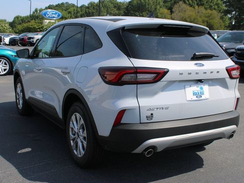 New 2026 Ford Escape Active FWD image 16