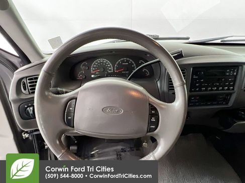 Used 2002 Ford F150 Lariat image 8