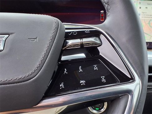 Used 2025 Cadillac Escalade Sport Platinum w/ LPO, Floor Liner Package image 24