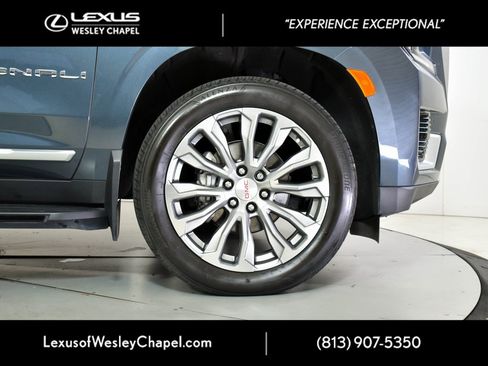 Used 2021 GMC Yukon Denali image 5